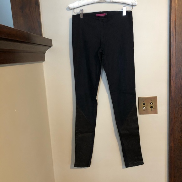 Alice + Olivia Front Zip Denim & Leather Leggings 2 - Picture 2 of 8